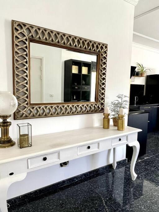 Bastion Del Swing Apartment *