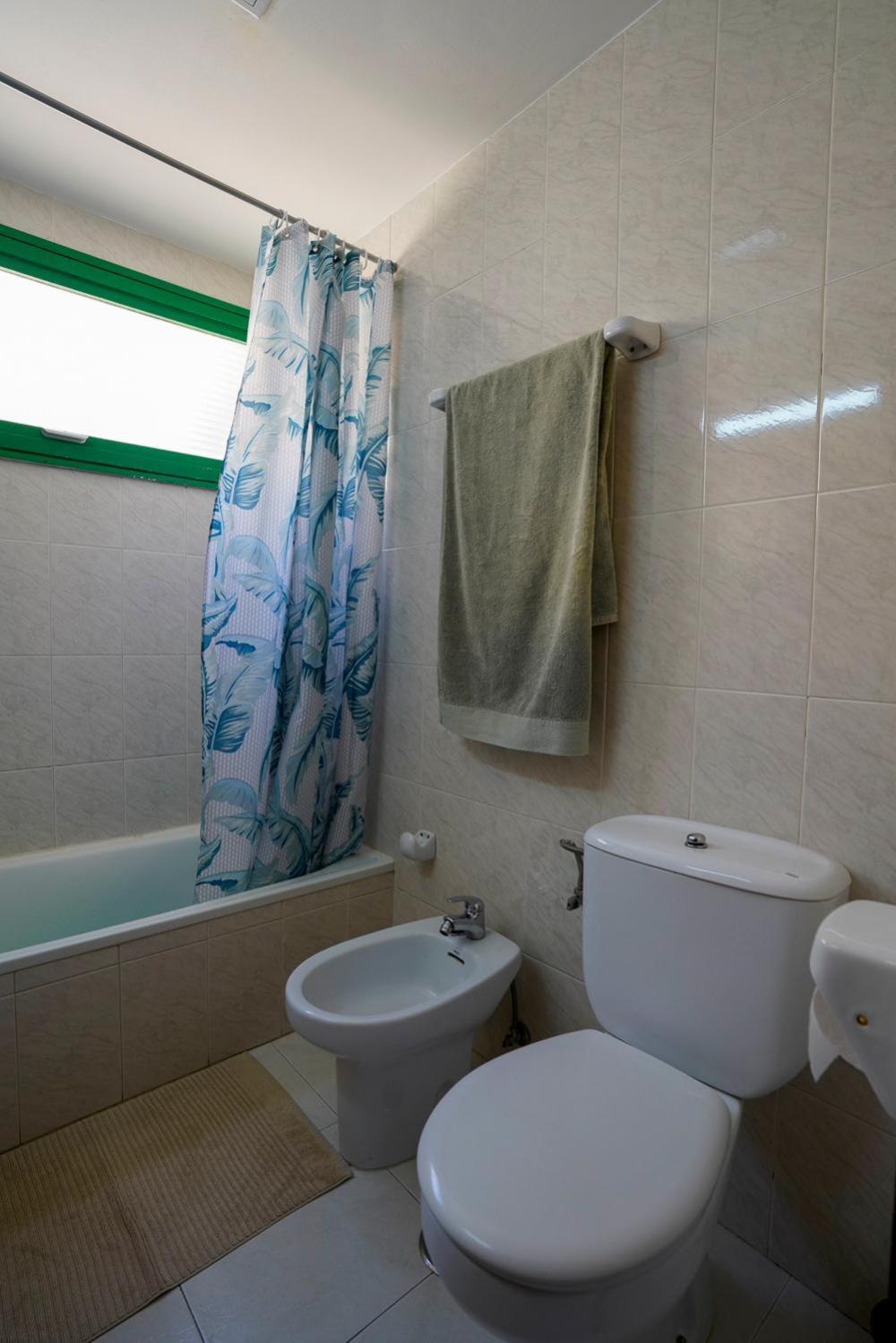Stylish With Stunning Sea View.