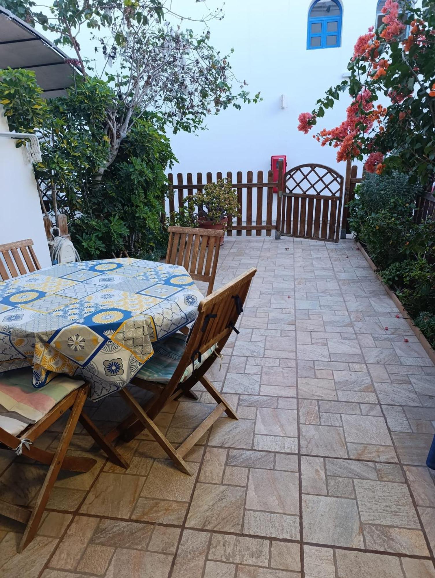Playmar 2075 Holiday home