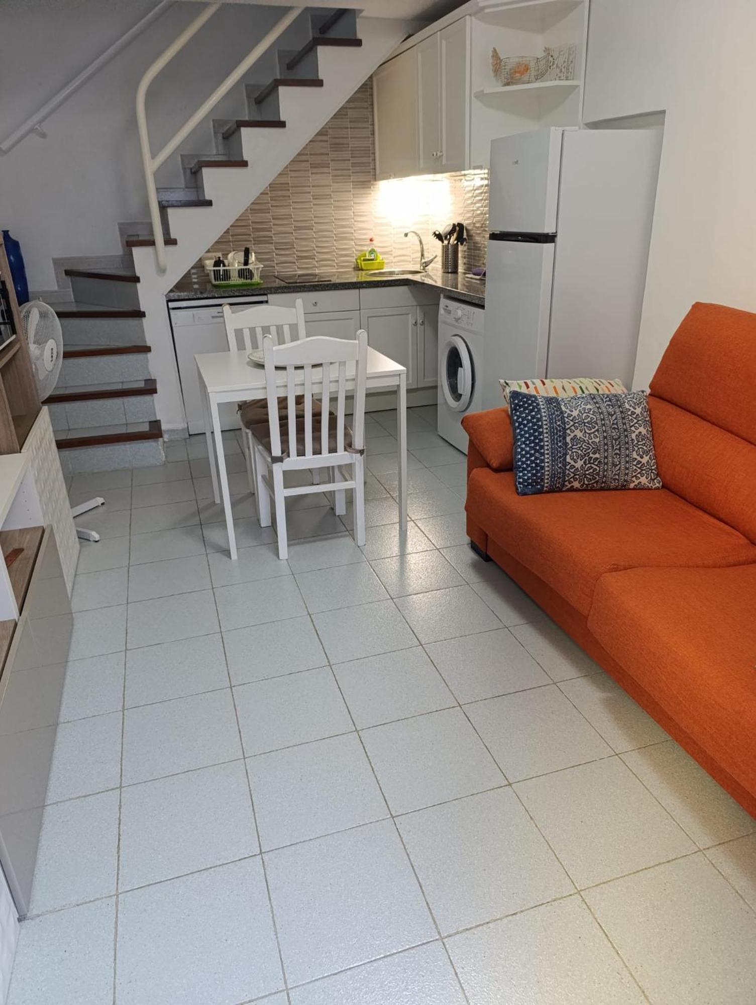 Playmar 2075 Holiday home