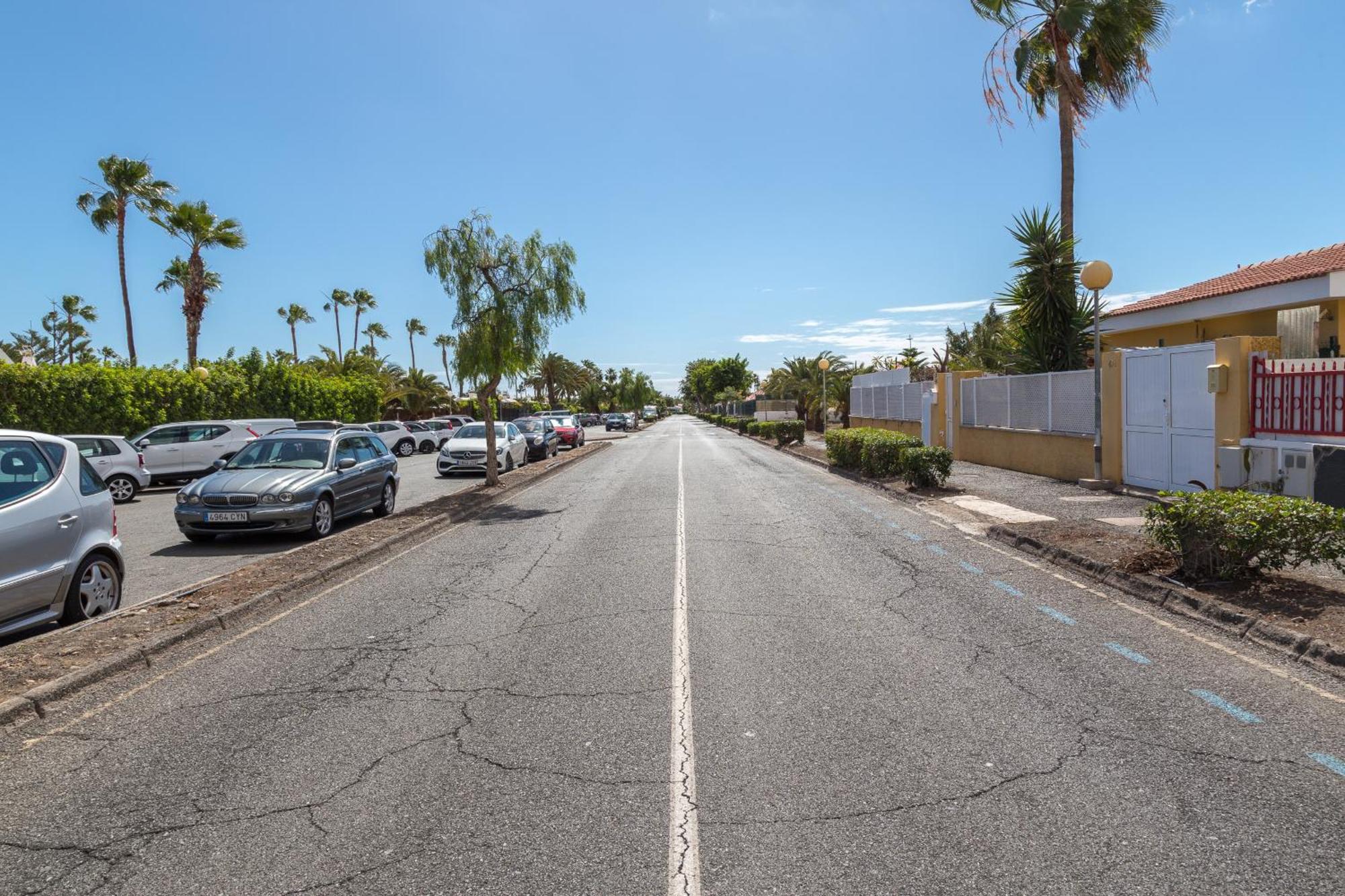 Lightbooking Los Tunos Maspalomas Terraza Privada Huoneisto *