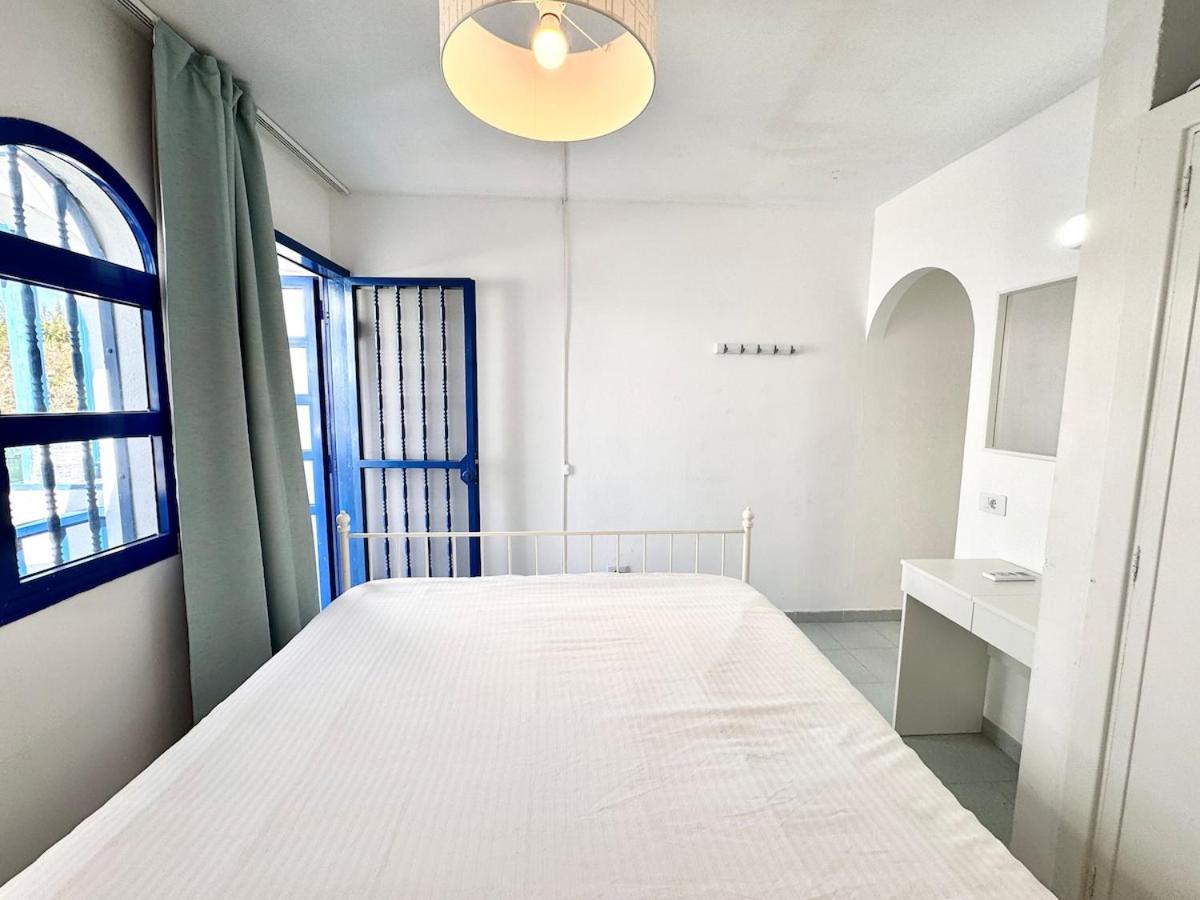 Apartment In Playmar - *