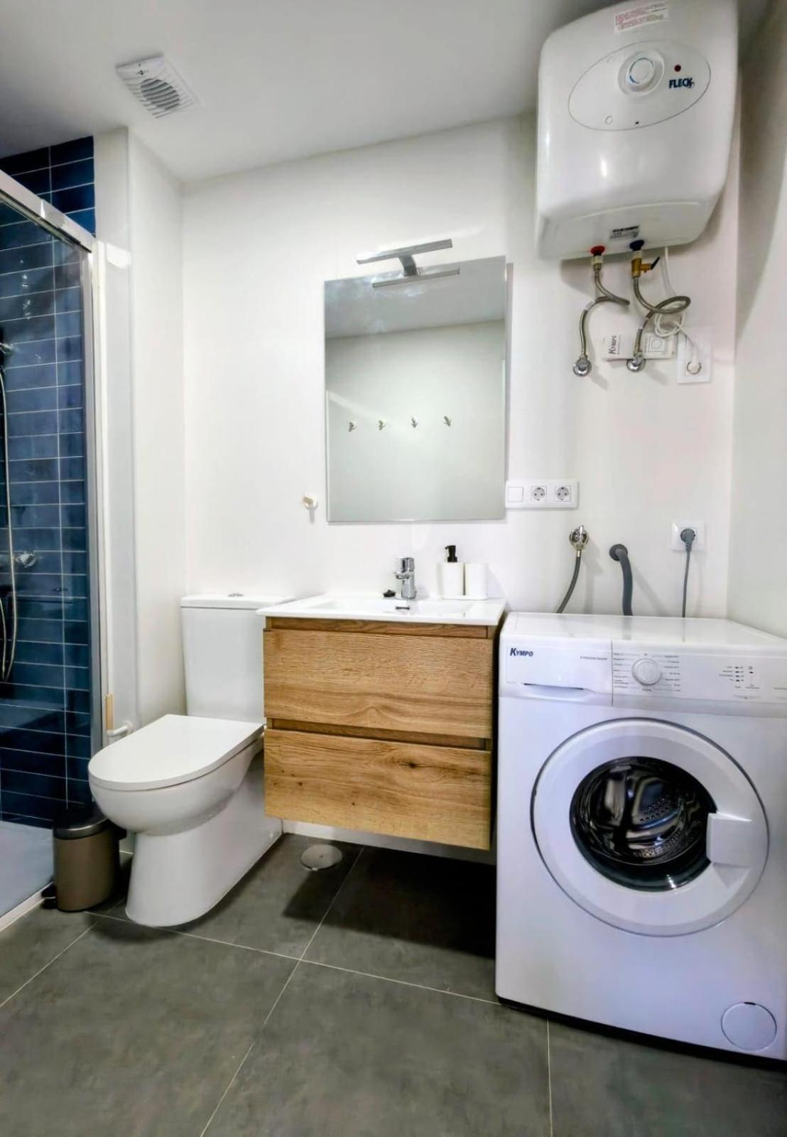 Blue Day Apartment