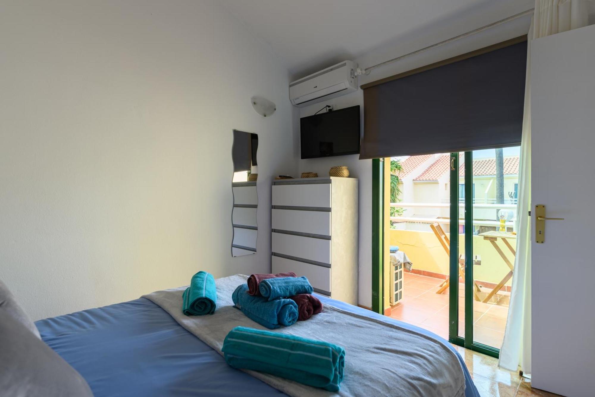 Hotel With Terrace Bbq Pool In *