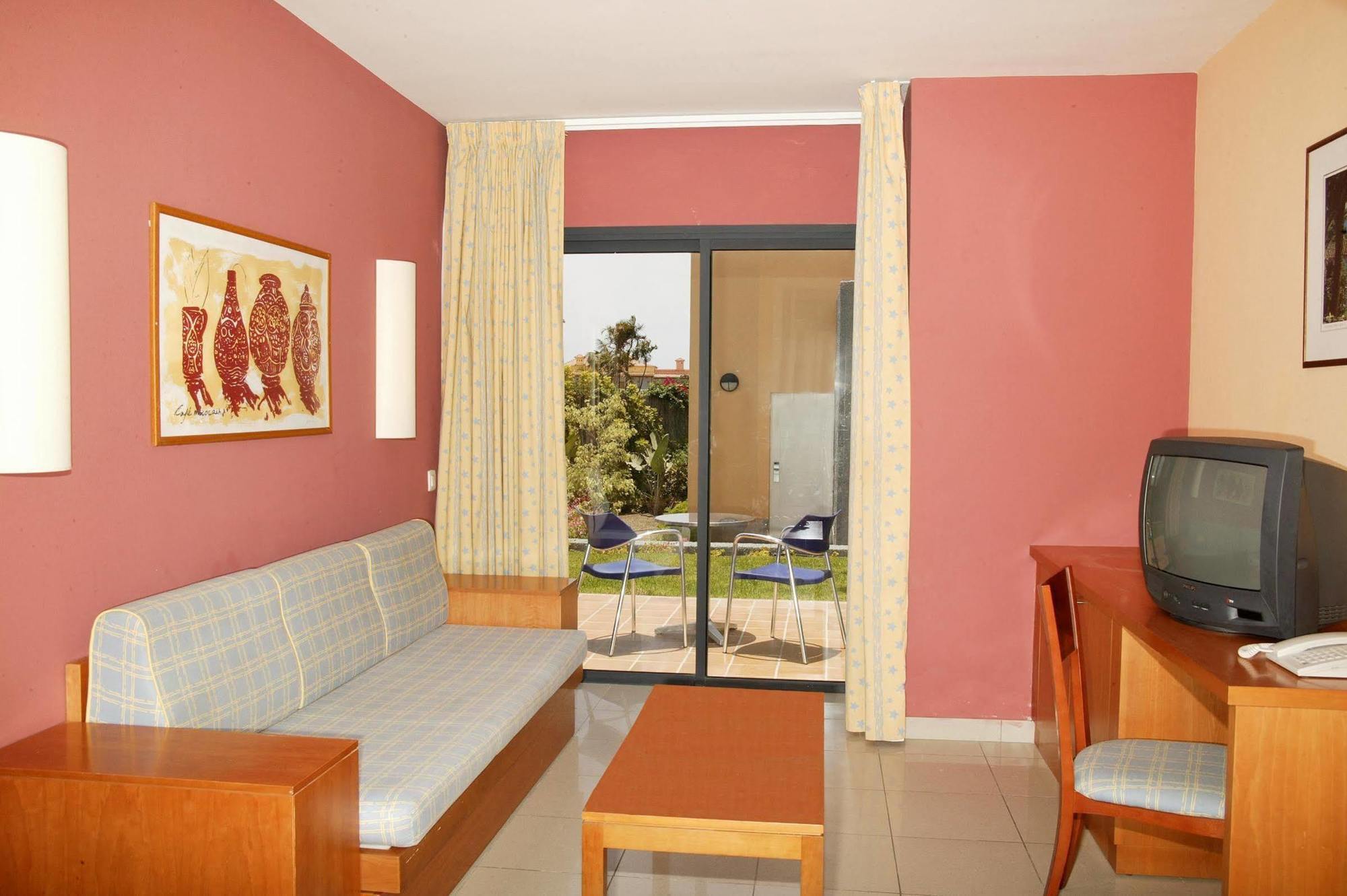 Hotelli Cay Meloneras