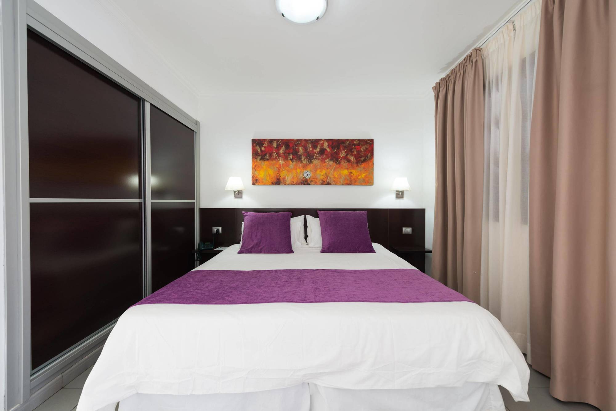 Hotel Eo Jardin Dorado