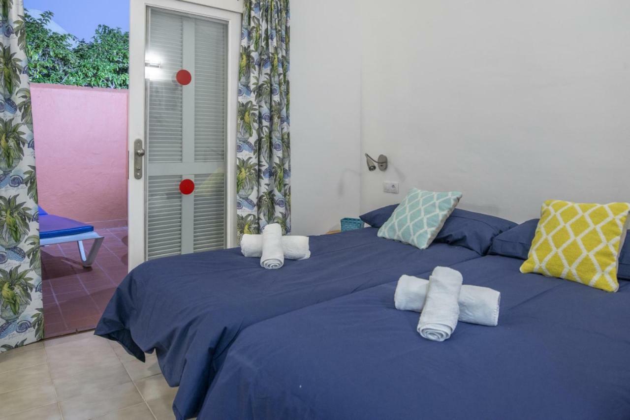 Bungalow Los Melocotones 4p Jardin Piscina By Lightbooking Holiday home *