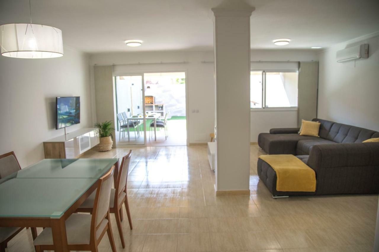 Villa Situada En Maspalomas Gran Canaria, *
