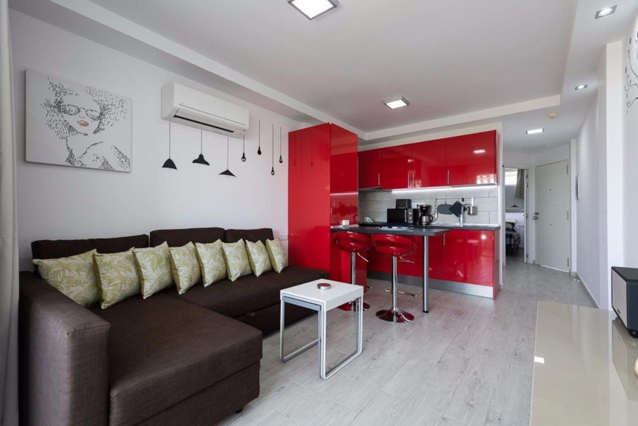 Appartement 4 Minutes Walk From Yumbo