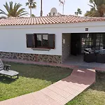Premium Bungalow - Las Vegas Golf