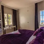 Sea Edge Friendly Holiday Home