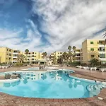 Las Olas 206