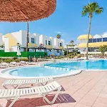 Bungalow Andrea Home Con Piscina Comunitaria Relax