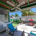 Bungalow Andrea Home Con Piscina Comunitaria Relax