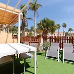 Oasis Pool View