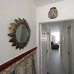 Design Flat In Central Place Nhere Yumbo