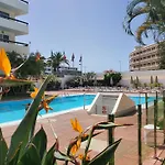Las Camelias Apartments Ci04