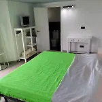 Vv Las Buganvillas Maspalomas - Cocina Y Habitaciones Con Banos Privados