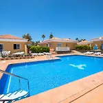 Apartamentos Tara