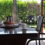 Bungalow Serenity Garden