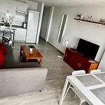 Top Floor Sea View Central Holiday Home