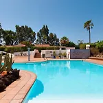 Central Bungalow With Communal Pool In Maspalomas