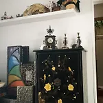 Yumbo Room