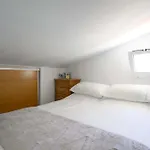 Bungalow Moderno Con Bicicletas