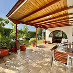 Bungalow Deluxe Las Palomas