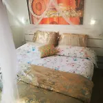 Yumbo Room