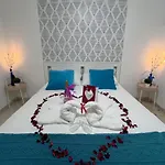 Lovely Apartament Taidia