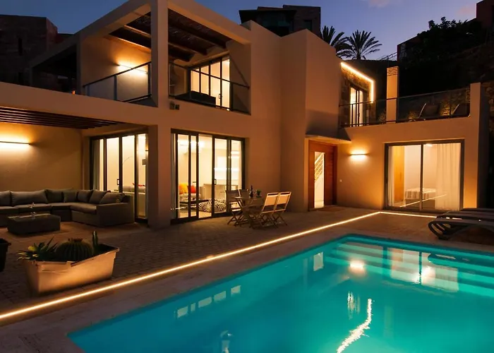 Tropical By Villagrancanaria