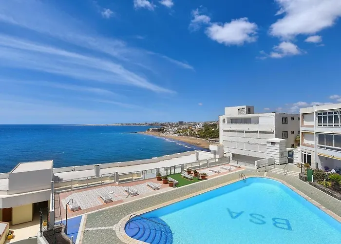 Nice Apartment With Balcony