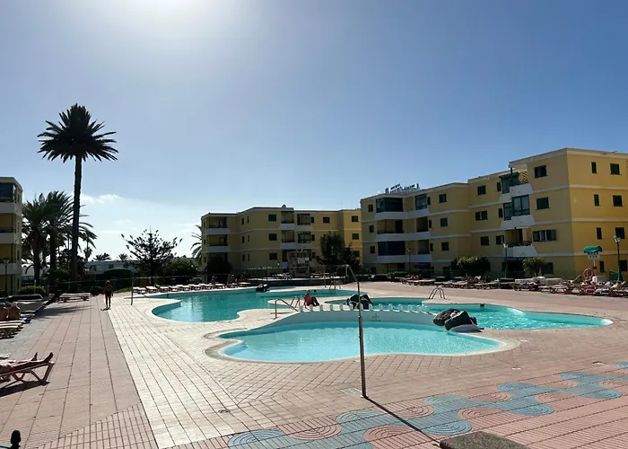 Las Olas 214