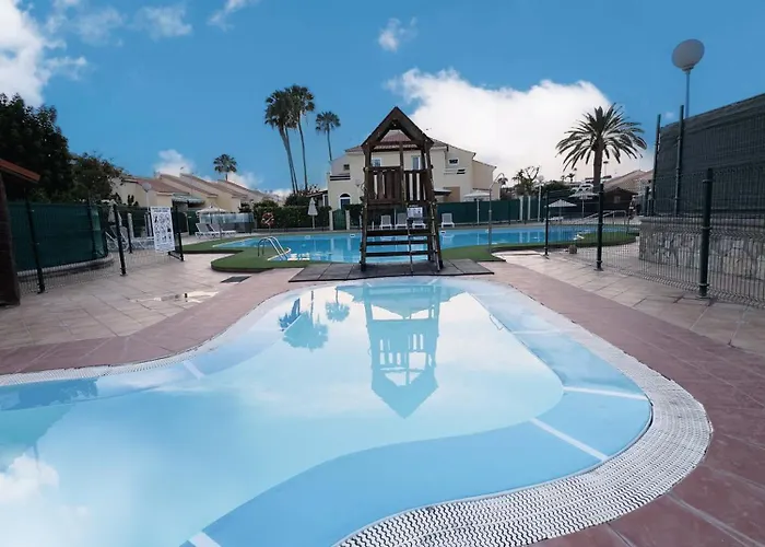 Duplex Sonemar Pool