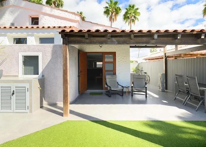 Bungalow Moderno Con Bicicletas