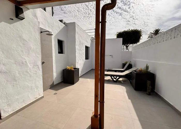 Yumbo Rainbow Homes A