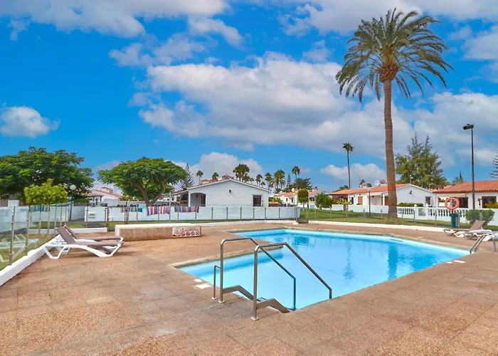 Santa Barbara Tropical
