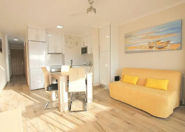 Dom Elena Apartamentos Surycan