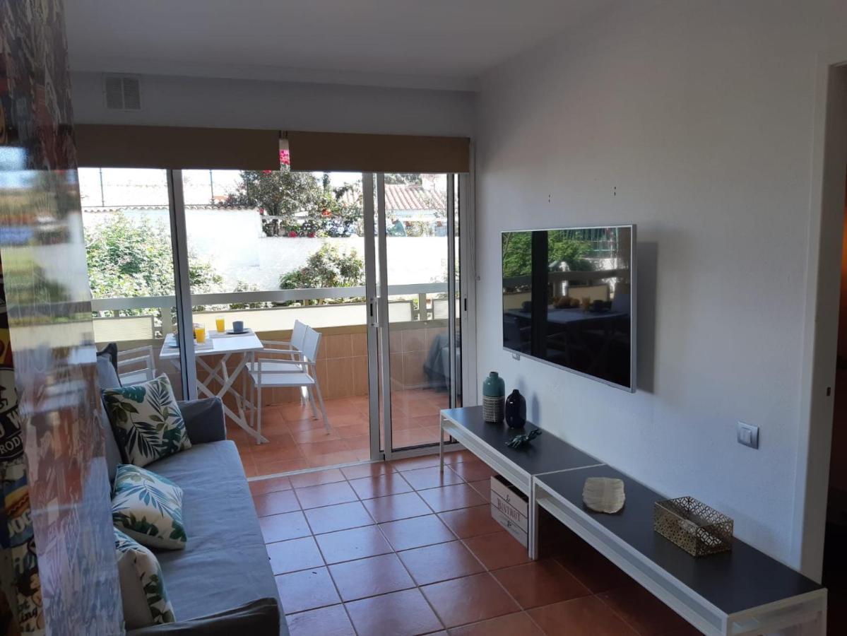 5 Min Walk From Yumbo! 128 Apartment *
