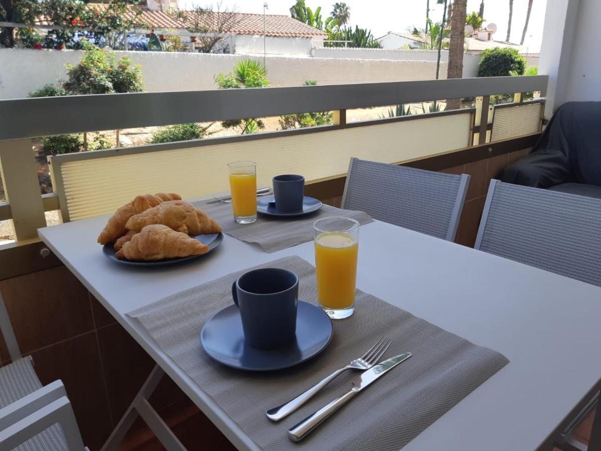 5 Min Walk From Yumbo! 128 Apartamento