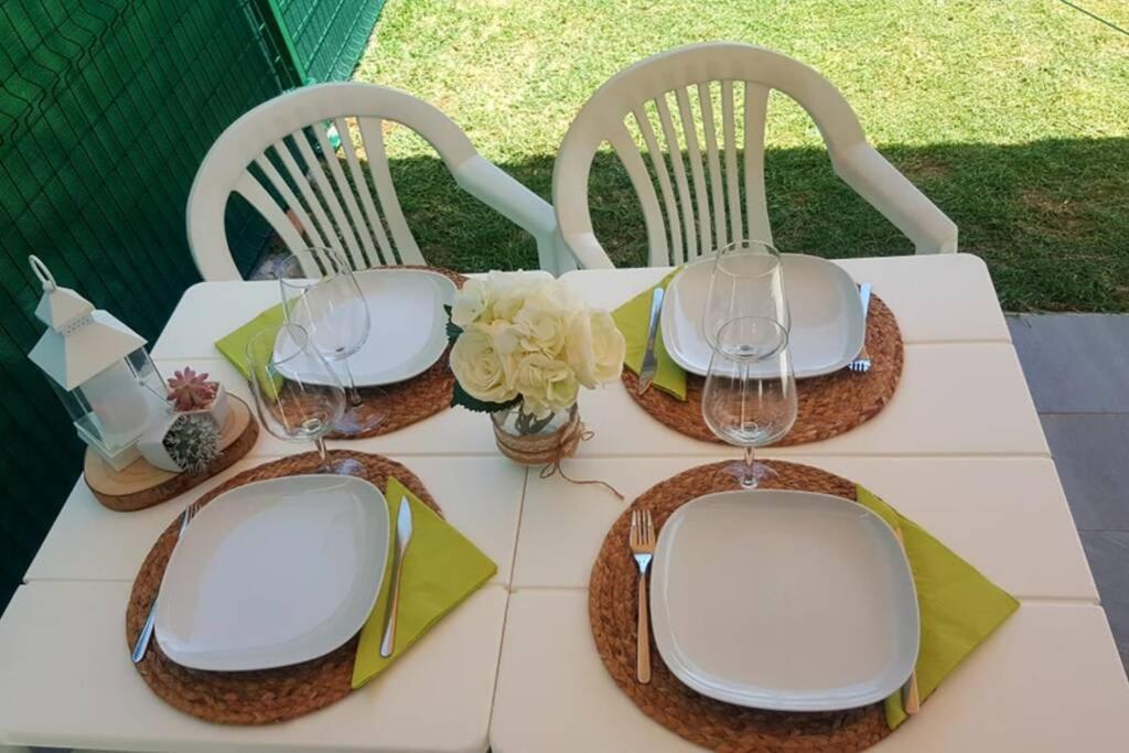 Enjoy Days Of Dreams In Paradise, 2 Bedroom With Pool Holiday home