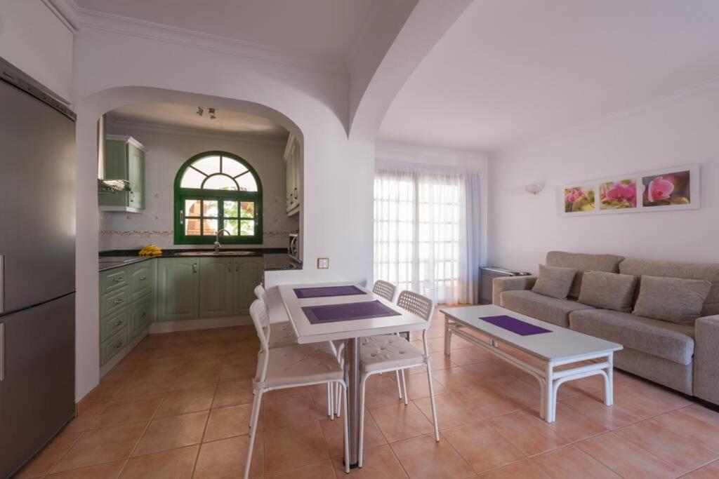 Duplex Con Jardin Y Buenas Vistas