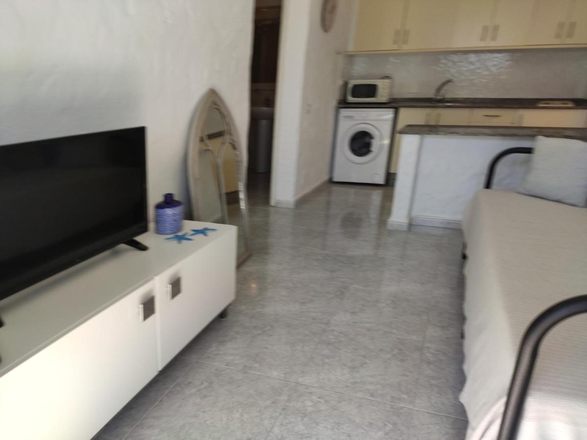 Private A 200 Meters To Yumbo Center Apartment *
