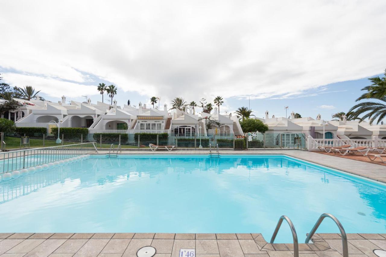 Spacious 2br Bungalow Private Solarium & Pool Сasa de vacaciones