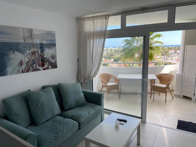 Lovely With A Sunny Large Balcony Huoneisto *