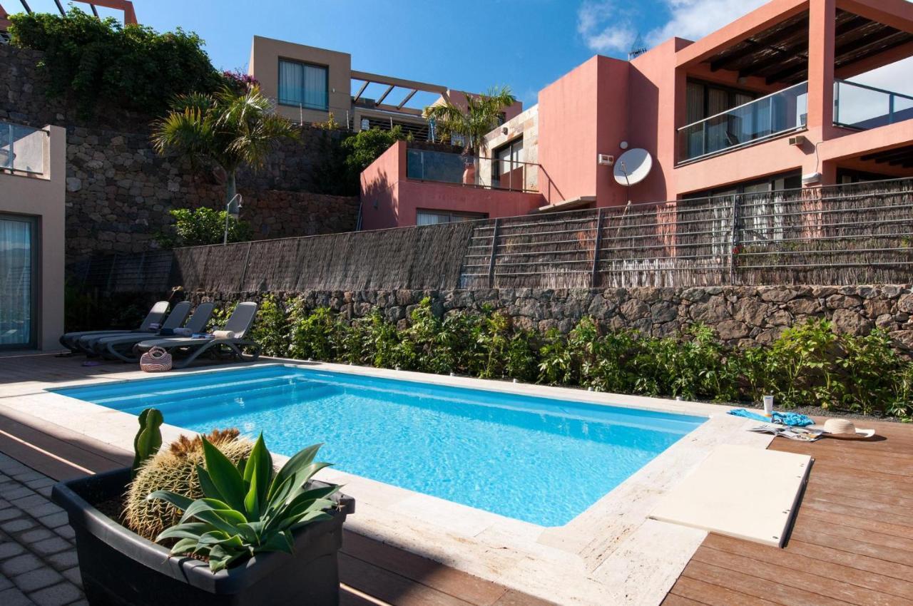 Tropical By Villagrancanaria