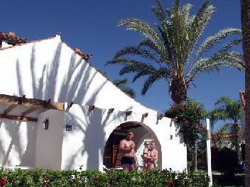 El Palmeral Apartment *