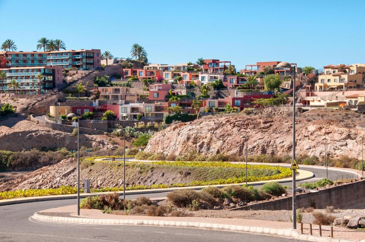 Tropical By Villagrancanaria
