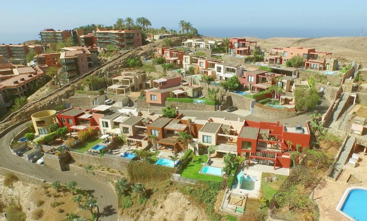 Tropical By Villagrancanaria *
